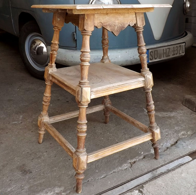 Fachhandel für antike Möbel und Vintage